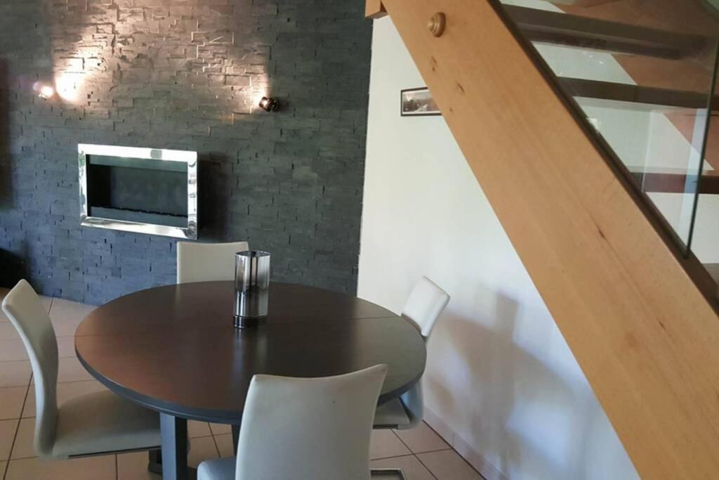 Superbe Duplex Au Nouveau Bassin Avec Vue Superbe Mulhouse Bagian luar foto